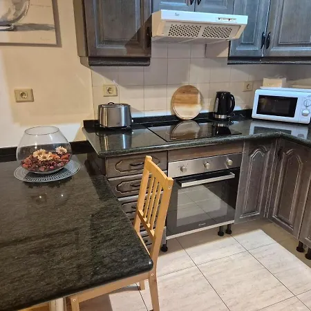 Heated Pools-200m Beach- Wifi Apartamento