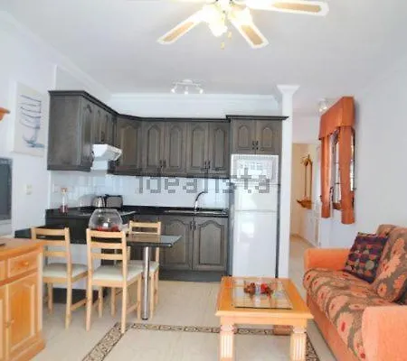 Heated Pools-200m Beach- Wifi Apartment *