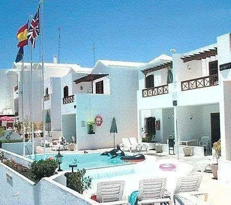 Heated Pools-200m Beach- Wifi