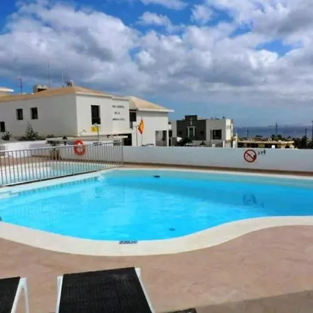 Is Where The Heart Is La Cumbre * Puerto del Carmen (Lanzarote)