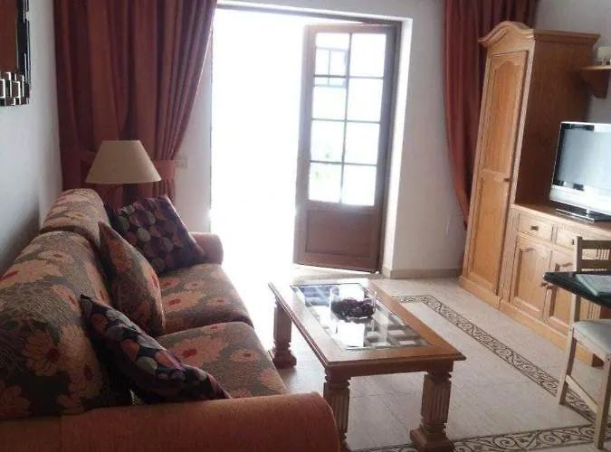 Heated Pools-200m Beach- Wifi Apartament *