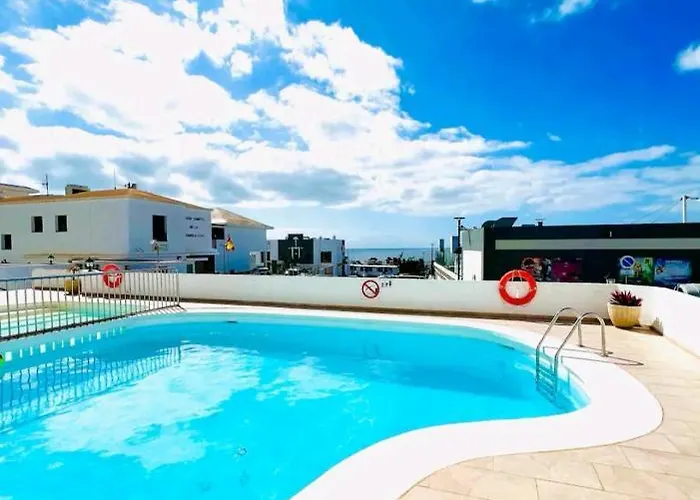 Heated Pools-200m Beach- Wifi Apartament Puerto del Carmen (Lanzarote)